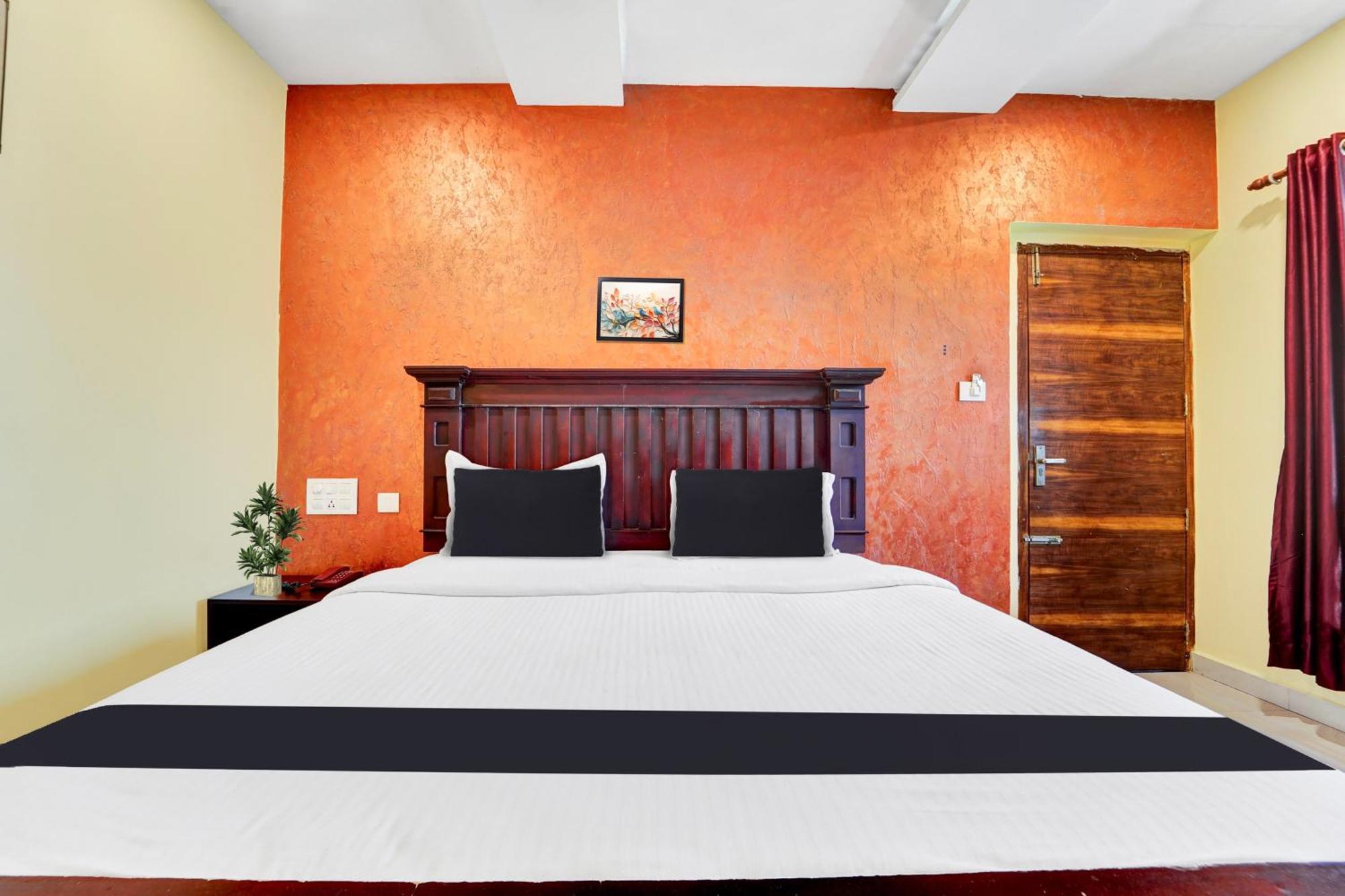 Super Townhouse Ernakulam North 호텔 Kochi 외부 사진