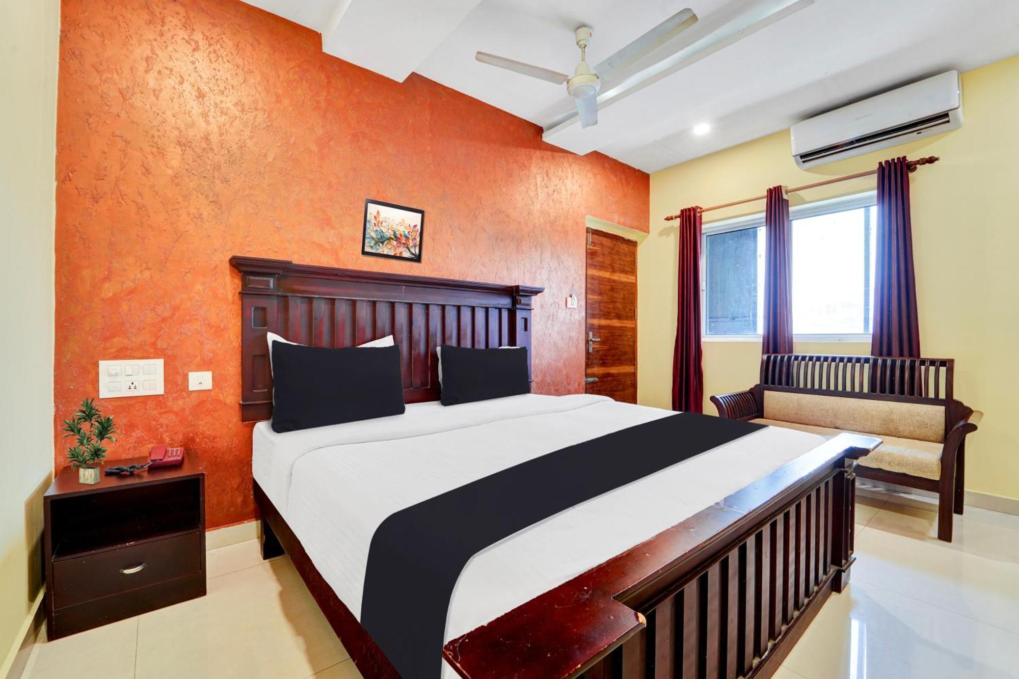 Super Townhouse Ernakulam North 호텔 Kochi 외부 사진
